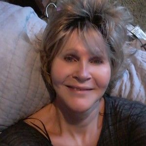 Meet your Posher, Kelli